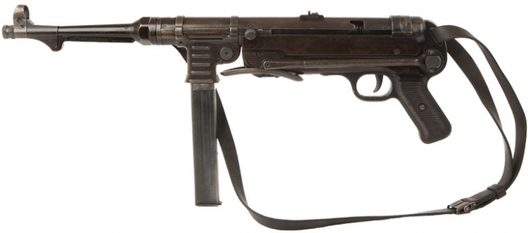 Deactivated Nazi MP40 Sub-machine gun